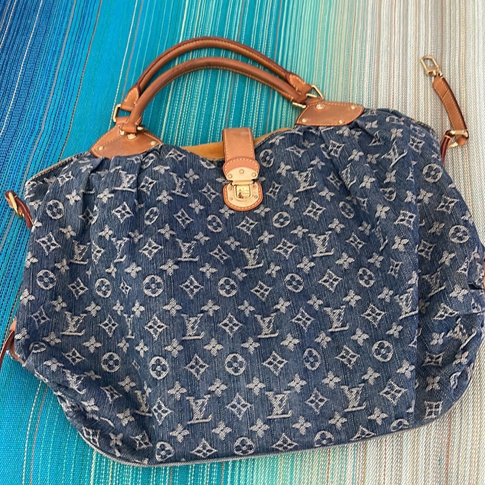 Louis Vuitton Denim Mahina XL Blue